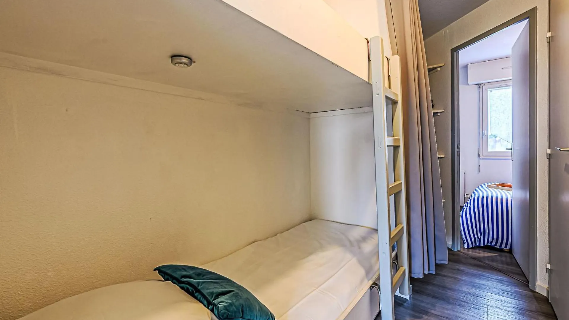 Apartment Piscine Et Plage By Interhome Quiberon